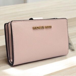 Michael Kors Medium Jet Set Travel Zip Chain Bifold Wallet Leather Powder Blush